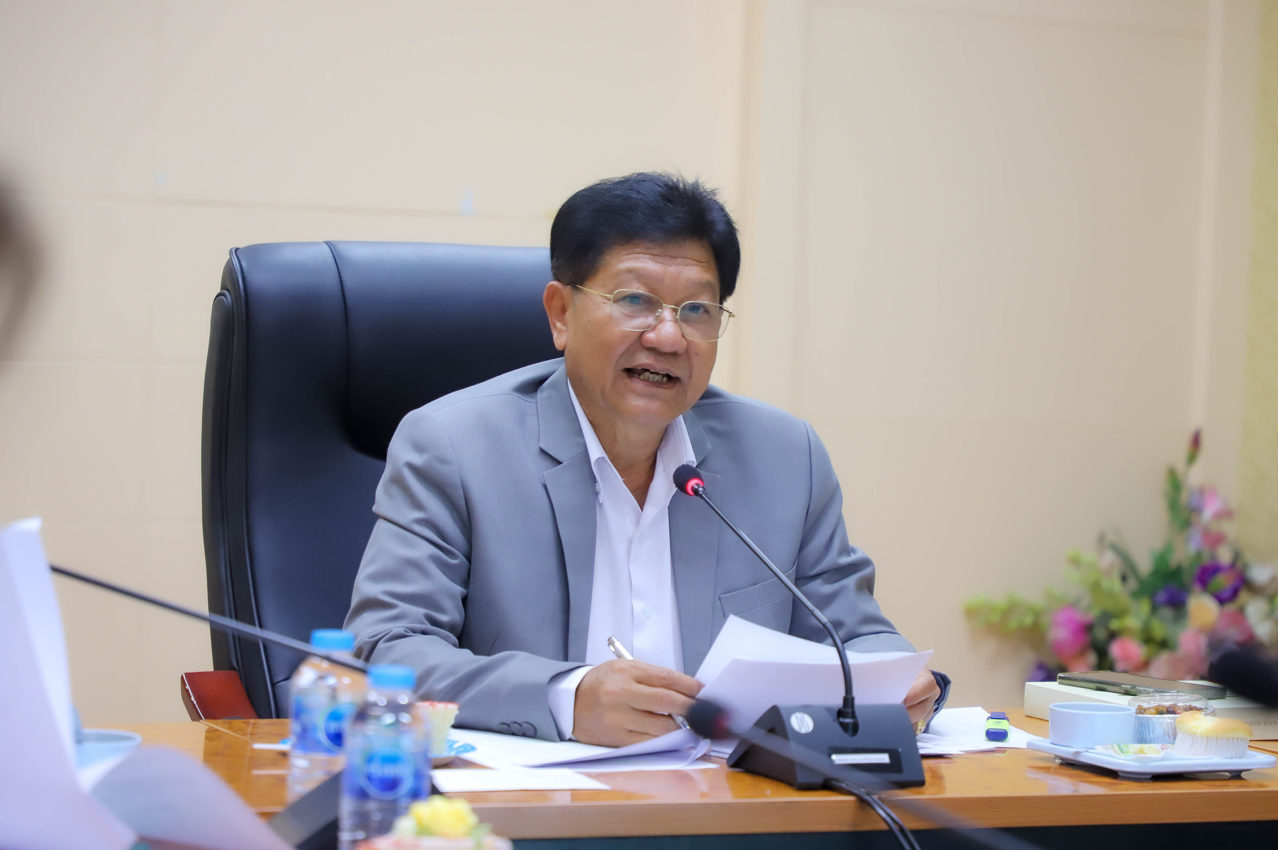 title - ชมรมผู้สูงอายุประชุมคณะกรรมการชมรมผู้สูงอายุ ส.ป.ก.